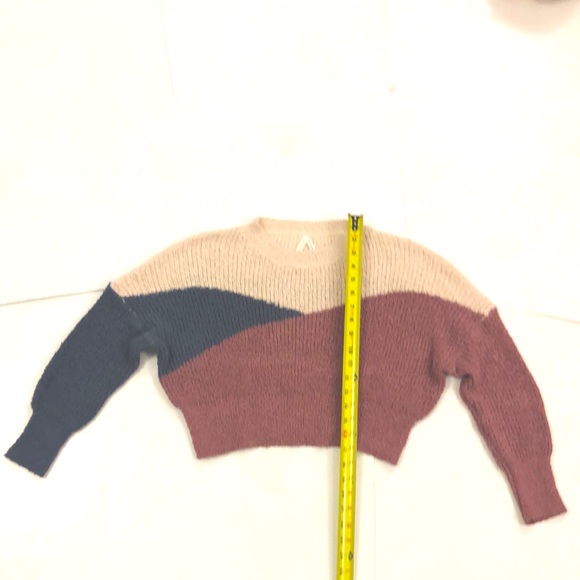 Dreamers by Debut S Sweater Cropped Colour block very stretchy Excellent Condit - Picture 4 of 7